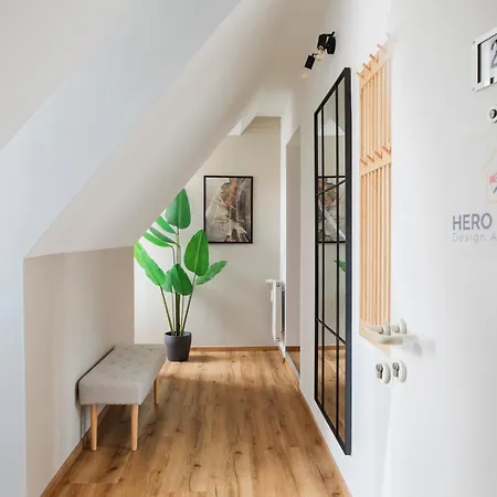 New Boho Design Altstadt - Free Parking By Hero Homes Appartamento